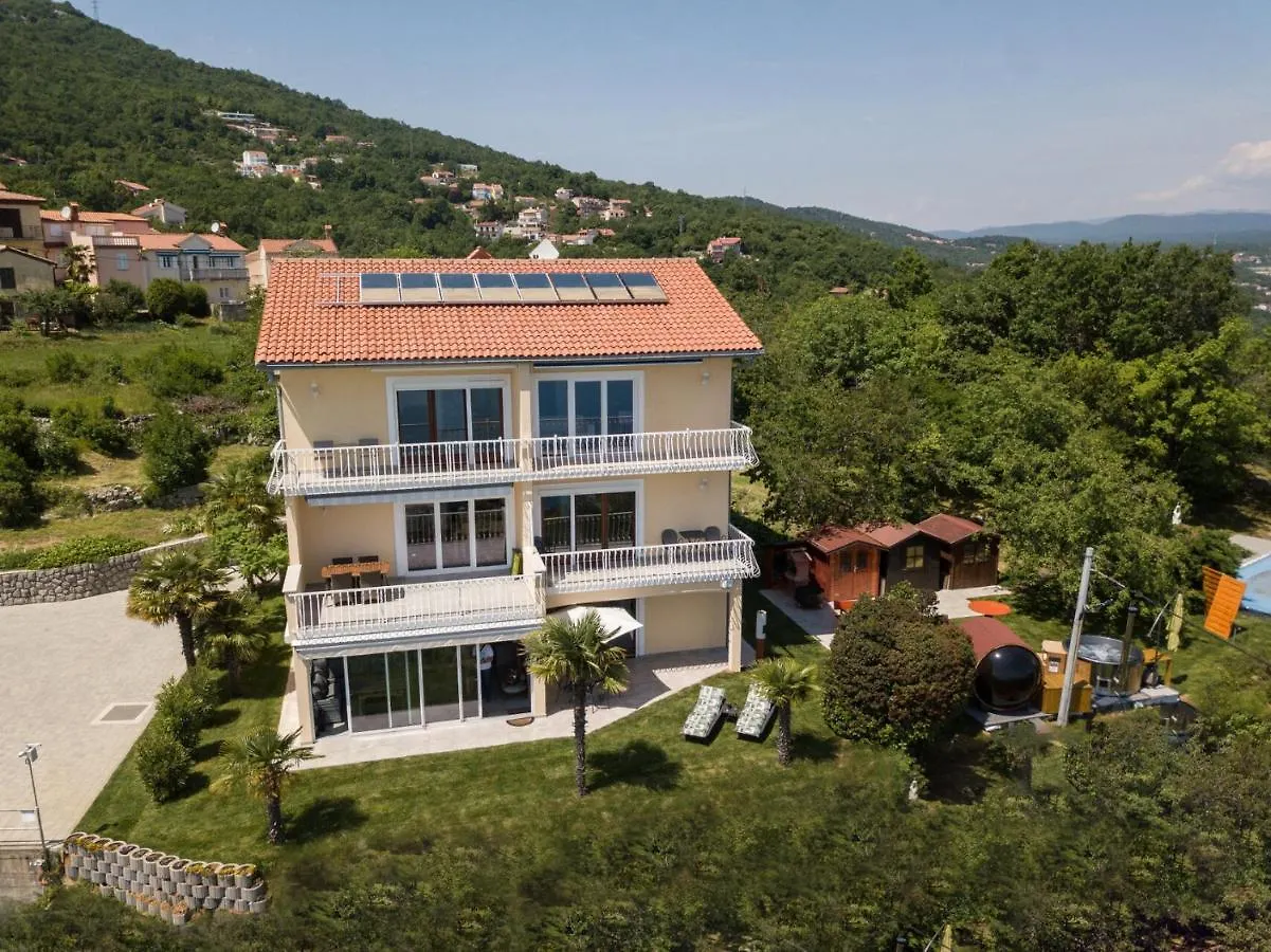 Bela Vista 4 Rustikales Appartement Volosko