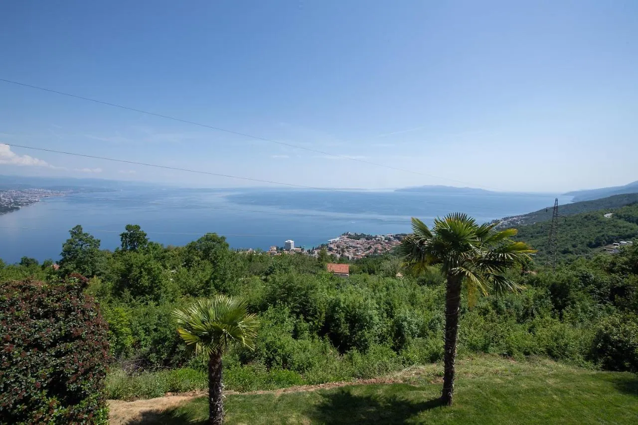 Apartment Bela Vista 4 Rustikales Appartement Volosko Croatia